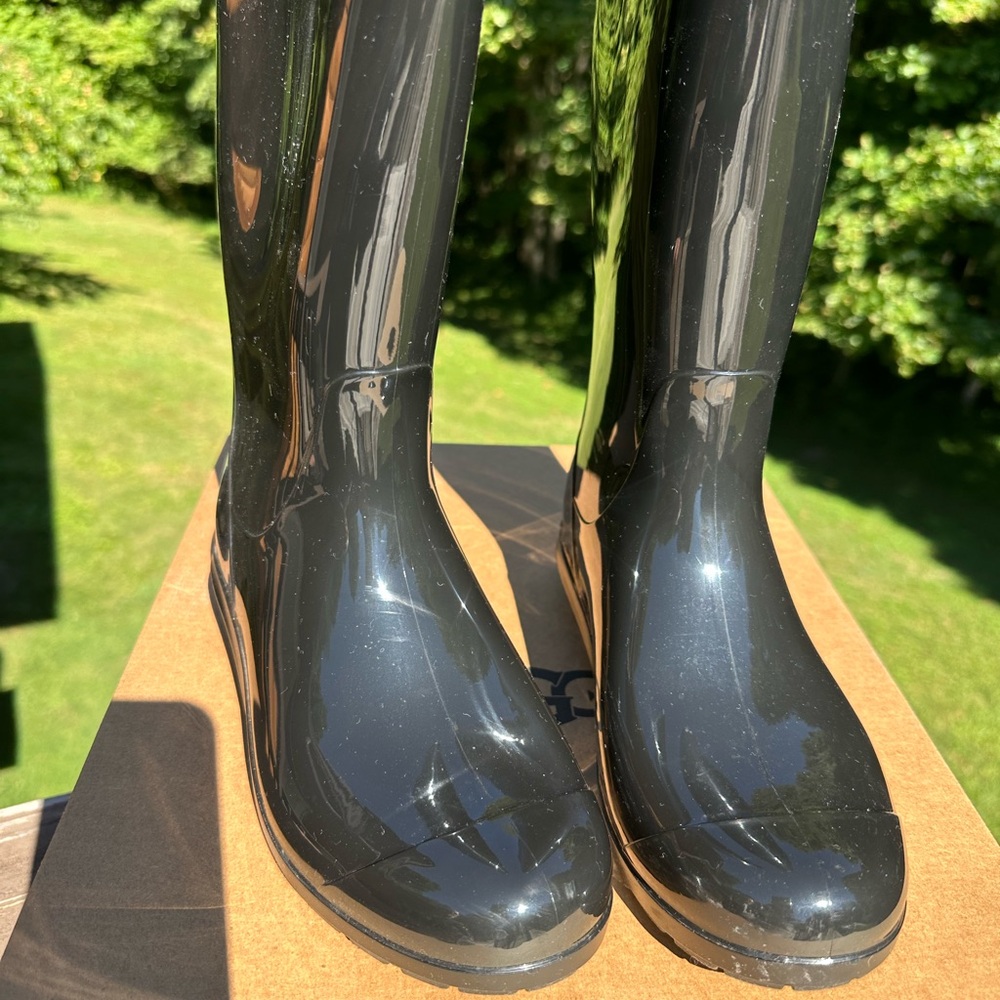 Ugg Rain-Boot - image 1